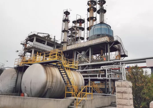 Tin tức công ty mới nhất về Tripropylene glycol là một dung môi công nghiệp đa năng và chất trung gian hóa học, thường được sử dụng trong: